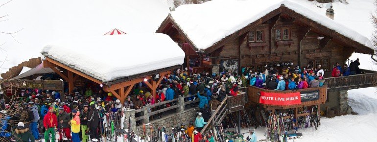 An après ski favourite: Hennu Stall at the run back to Zermatt