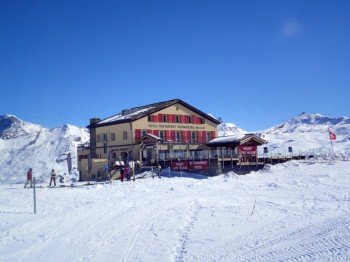 At the restaurant Schwarzsee the Matterhorn seems to be within touching distance