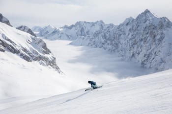 Skiing above the clouds on the Zugspitze!