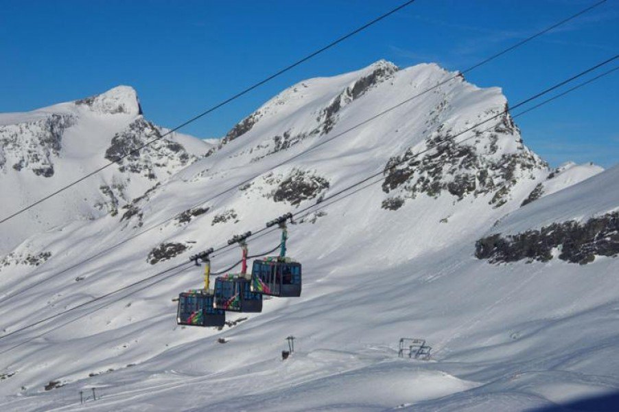 Die Hochgebirgsbahnen am Ankogel, der zu den schneesichersten Bergen Kärntens zählt.