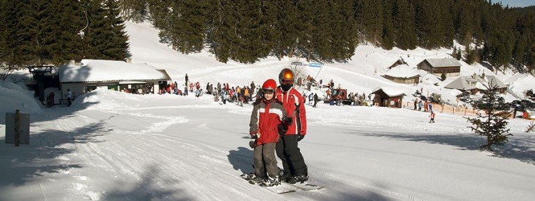 Das Skigebiet ist besonders bei Familien und Kindern beliebt.