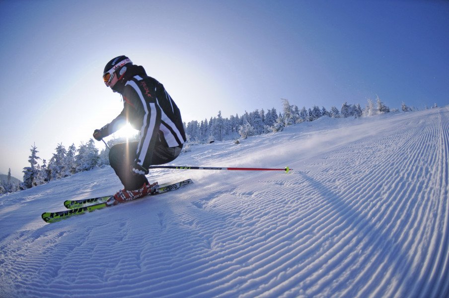 Für sportliche Skifahrer gibt es im Skigebiet Braunlage Wurmberg eine schwarz markierte Abfahrt