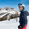 Panoramaskifahren auf den Pisten von Carezza Dolomites macht auch Sängerin Sonja Weissensteiner gerne.
