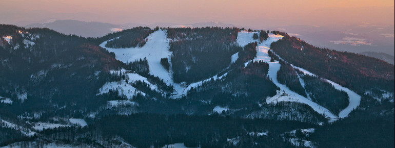 Das Skigebiet Cerkno liegt in der Region Gorenjska.