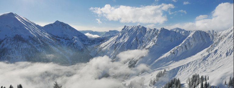 Panoramablick von der Bergstation