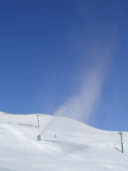 100 Prozent des Heidi-Alm Skiparks kann maschinell beschneit werden!