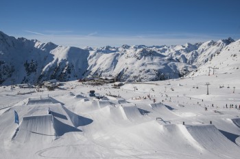 Blick auf den Ischgl Snowpark an der Idalp