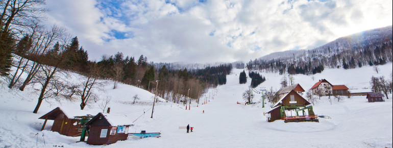 Das Skigebiet Javornik bietet sieben Pistenkilometer.