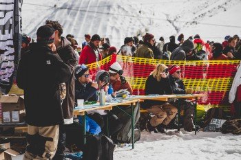 Beim Kaunertal-Opening finden auch im Snowpark verschiedene Veranstaltungen statt. 2016 wurde vom 7.-9. Oktober ordentlich "geshredded" - das erste Mal gab es auch eine reine Girls Session.