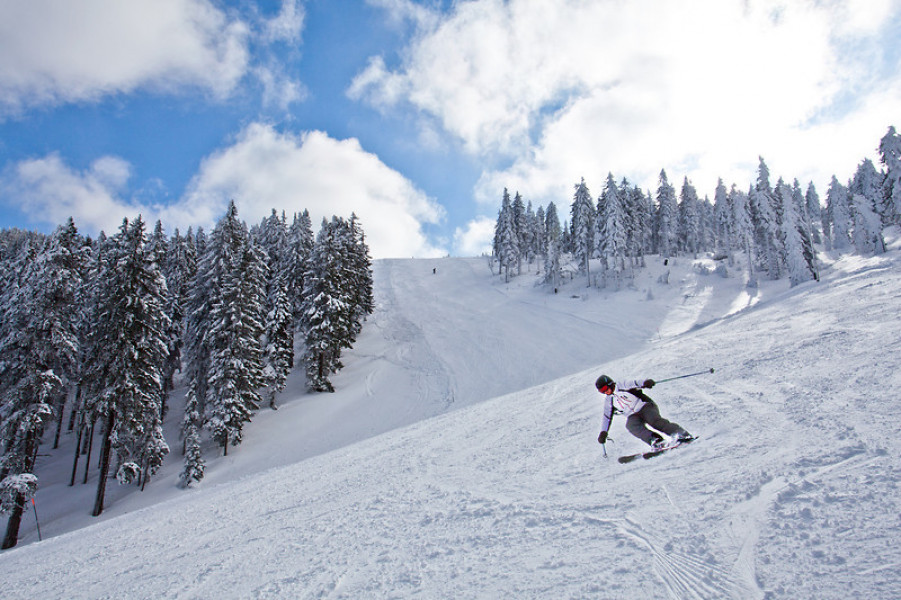 Das Skigebiet Kope in Ostslowenien bietet acht Pistenkilometer, die hauptsächlich zur leichten bis mittelschweren Kategorie gehören.