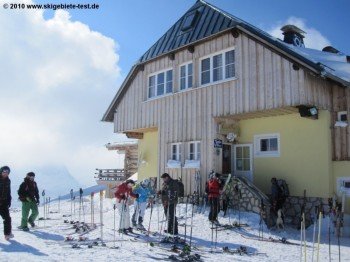 Lodge am Krippenstein unweit der Bergstation!