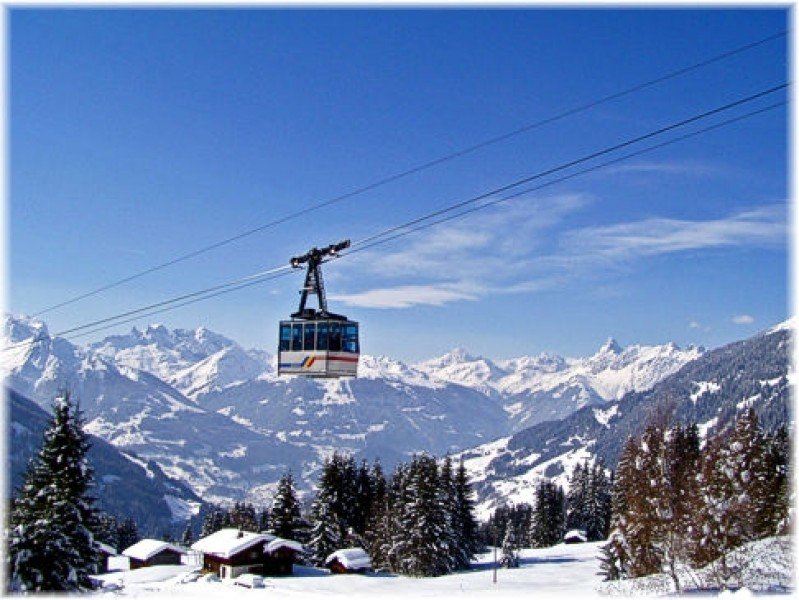 Die Kristbergbahn bringt Wintersportler auf den 1.443 Meter hohen Kristberg.
