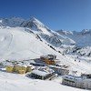 Als höchstgelegener Skiort in Österreich punktet das Kühtai mit einer Saisonzeit bis in den Frühling.
