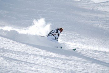 Im Skigebiet erwarten dich knapp 40 Kilometer präparierte Pisten.
