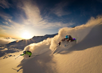 Das Wintersportgebiet liegt auf einer Höhe von 2.653 bis 3.574 m.