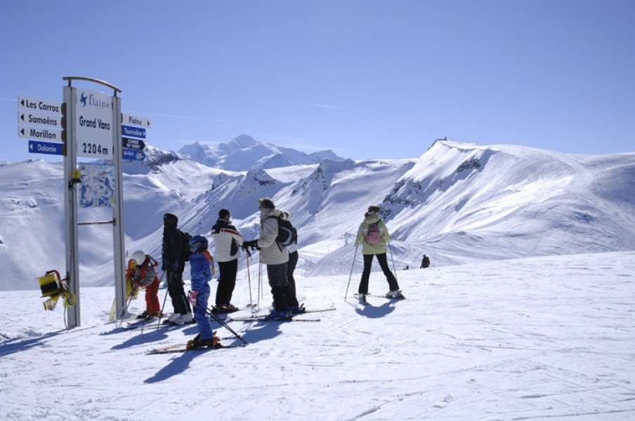 Das Skigebiet Grand Massif bietet 265 Pistenkilometer.