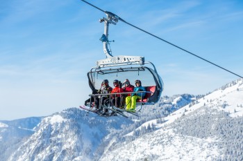 Ein traumhaftes Panorama wird bei der Fahrt in der Wiedhagbahn geboten.