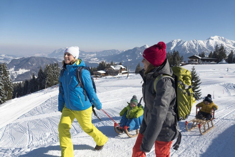 Am Ifen, Nebelhorn, Söllereck, Heuberg und Fellhorn erwarten dich mehr als 33 km Winterwanderwege.