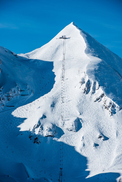 Nur für Profis auf den Skiern ist die eisige Gamsleiten-Abfahrt geeignet.
