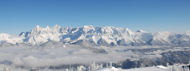 Vom Skigebiet Reiteralm erhält man einen guten Blick auf die umliegende Bergwelt