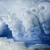 In Saas Fee gibt es auf einer Höhe von 3.500m den größten Eispavillon der Welt