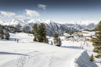 Blick ins Skigebiet Hochoetz