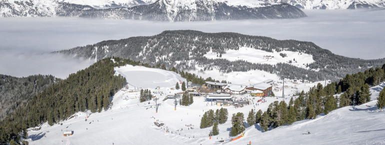 Blick ins Skigebiet Hochoetz