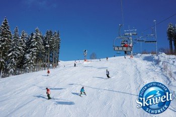 Das Skigebiet Schöneck bietet Abfahrten für alle Könnerstufen