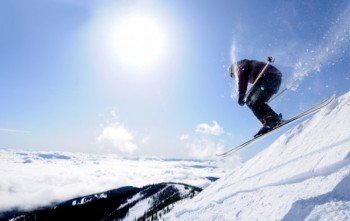 Bei Sonnenschein ist der Skitag noch perfekter.