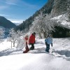 Rund um die 2.717 Meter hohe Serles gibt es zahlreiche Winterwanderwege zu entdecken.