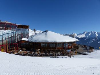 Das Angebot am Panoramarestaurant Gadein ist für Après-Ski-Fans und Hungrige gleichermaßen Anlaufstelle Nummer 1