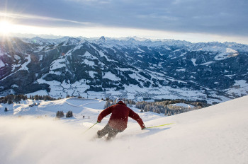 Skifahren mit 360 Grad Panoramablick in der SkiWelt Wilder Kaiser