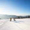 Das Wintersportgebiet liegt auf einer Höhe von 702 bis 1.235 Meter.
