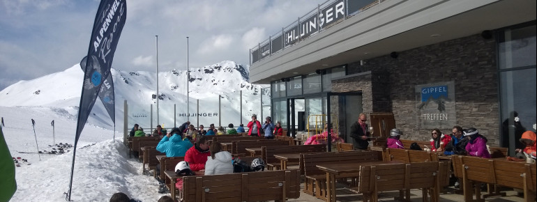 Restaurant "Gipfeltreffen": Eines der höchstgelegenen Restaurants im Skigebiet Zillertal Arena