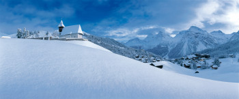 Mit einer Lage von über 1600 Metern ist Schnee in Arosa garantiert.