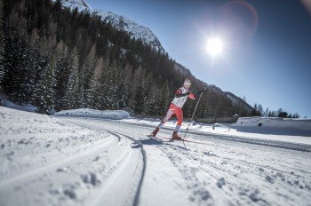 Mit rund 300 Kilometer herrlicher Loipen zählt die Ferienregion Kronplatz zu den Langlaufhotspots der Alpen.