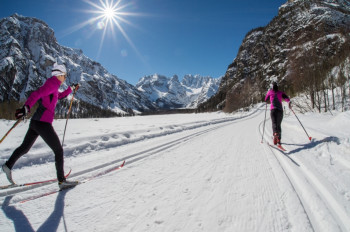 Mehr als 200 Loipenkilometer führen durch das UNESCO-Welterbe der Sextner Dolomiten.