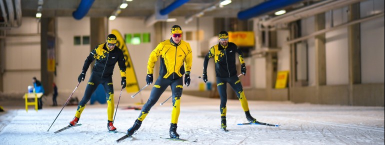 Sowohl Skater als auch Klassik-Läufer finden ein Angebot in der Skihalle.