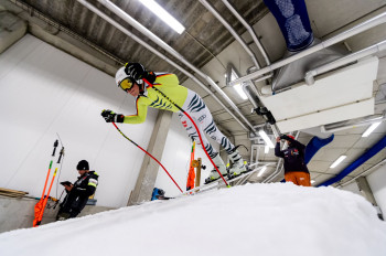 Alpinaction in der Skisport-HALLE