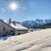 Winteraufnahme in Steinberg - im Hintergrund das Rofangebirge
