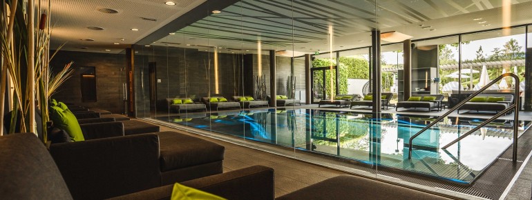 Indoor-Pool