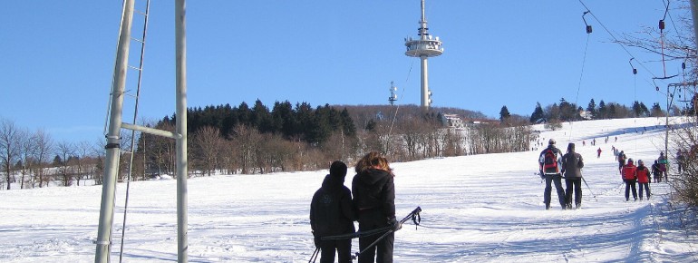 Der Hoherodskopf ist das einzige Skigebiet im Vogelsberg